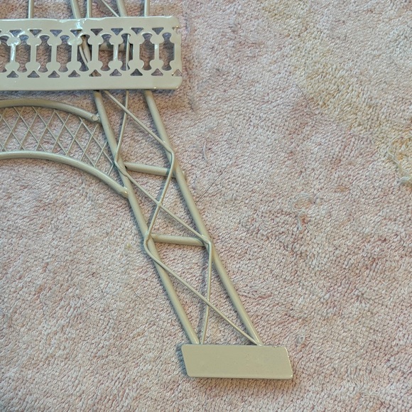 Eiffel Tower Home Wire Art Sculpture - Picture 3 of 7